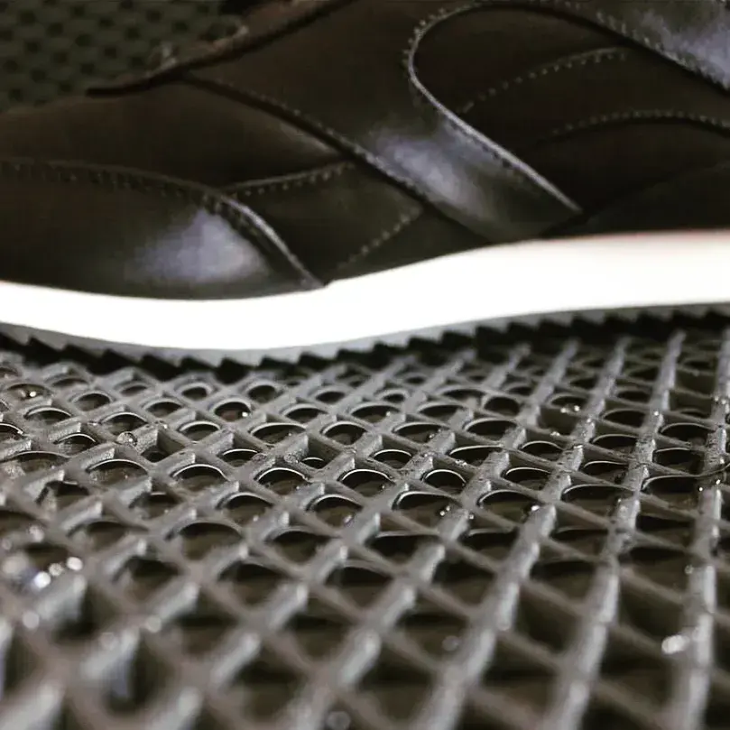 Dacia  Logan  2004-2012 STW Bagaj Paspas